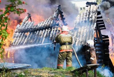 На Среднем Урале за лето потушили 80 возгораний в садовых товариществах - skuke.net - Екатеринбург