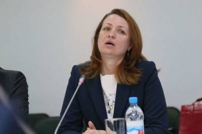 Оксана Фадина - Александр Бурков - Оксана Фадина допустила отставки в мэрии Омска из-за срыва благоустройства - omsk.mk.ru - Омск