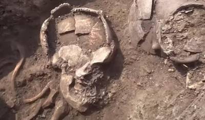 Найдено древнее захоронение людей с горшками на головах - mirnov.ru - Румыния
