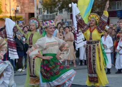 В Херсоне прошло открытие 23-го фестиваля «Мельпомена Таврии». ФОТО - enovosty.com - Армения - Грузия - Румыния - Херсон - Португалия