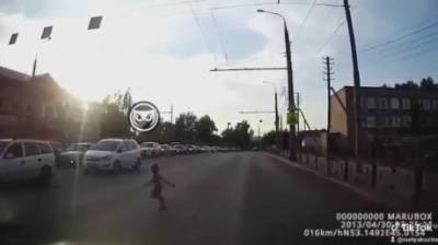 В Пензе ребенок перебежал автомагистраль наперерез машинам - penzainform.ru - Пенза