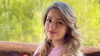 Анна Михайловская рассказала о проблемных родах: «Мне было так больно» - 5-tv.ru