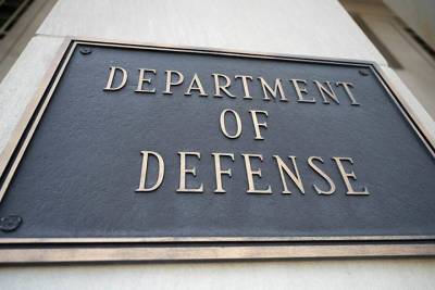 В США предложили запретить Пентагону закупать средства индивидуальной защиты у России и Китая - vm.ru - Россия - Китай - США - КНДР - Иран