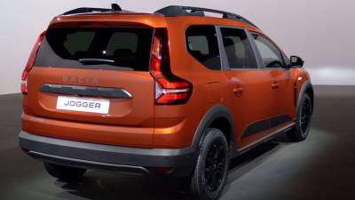 Компания Dacia показала новый семиместный универсал Jogger - inforeactor.ru - Sandero