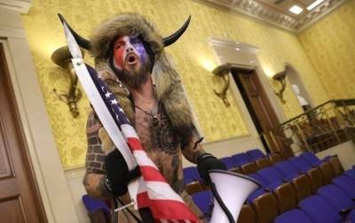 Дело о штурме Капитолия: "шаман" движения QAnon признал свою вину - korrespondent.net - США - Украина - Вашингтон - шт. Аризона