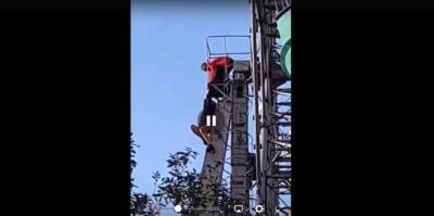 Молодая девушка получила серьезные травмы при падении с колеса обозрения на Урале - news.vse42.ru - Свердловская обл. - Асбест