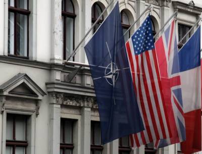 Александр Рар - Политолог Рар посоветовал Европе наладить военное сотрудничество с Россией вместо НАТО - actualnews.org - Россия - США - Англия - Франция