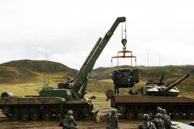 Индийские эксперты: Ремонт китайских танков Type 15 в Тибете не входил в сценарий учений, они выходили из строя по-настоящему - topwar.ru - Китай - Индия