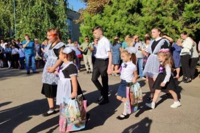 Татьяна Буцкая - Татьяна Буцкая: Дети должны слышать звуки праздника, а не канонаду - aif.ru - Новоазовск