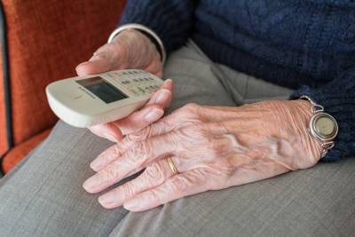 Пенсионерка из Удмуртии перевела более миллиона рублей на 72 номера - gorodglazov.com - Россия - респ. Удмуртия