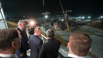 Владимир Путин - Путин осмотрел командный пункт и стартовый комплекс «Ангара» на космодроме Восточный - 5-tv.ru - Россия - Амурская обл. - Благовещенск