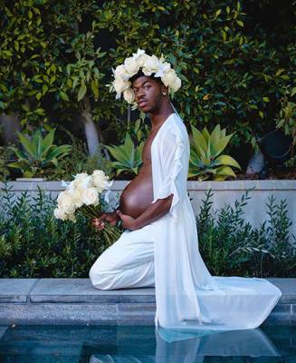 Рэпер Lil Nas X снялся в образе беременного мужчины в новой фотосессии - rusjev.net