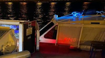 Столкновение двух прогулочных теплоходов произошло в акватории Невы - inforeactor.ru - Санкт-Петербург