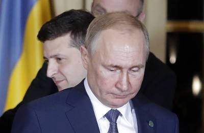 Владимир Путин - Дмитрий Песков - В Кремле оценили возможность встречи Путина и Зеленского - tvc.ru - Россия - Украина - Киев - Крым