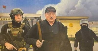 Александр Лукашенко - Александр Григорьевич Лукашенко - Лукашенко подарили картину, на которой он с сыном Колей нарисованы с автоматами в руках (ФОТО) - dsnews.ua - Украина - Белоруссия - Минск