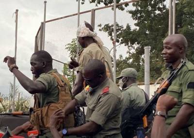 Мамади Думбуя - Военный переворот произошёл в Гвинее - topwar.ru - Гвинея