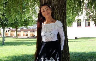«Горжусь своим возрастом». Посмотрите, как выглядит 75-летняя инструктор по йоге из Гродно - grodnonews.by - Белоруссия - Тунис