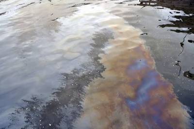 Разлив нефтепродуктов в морском порту на юге Сахалина устранен - aif.ru - Петропавловск-Камчатский - Невельск
