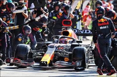 Максим Ферстаппен - Мик Шумахер - С.Перес - DHL Fastest Pit Stop Award: Рекордный пит-стоп у Red Bull - f1news.ru