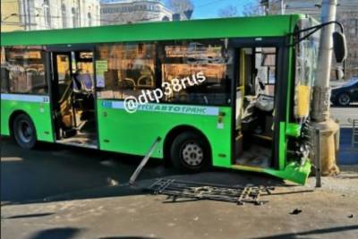 Эксперты назвали микроавтобусы самым опасным видом общественного транспорта в России - chita.ru - Россия