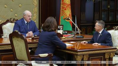 Наталья Кочанова - "Нутром чую, что есть нефть". Лукашенко рассчитывает нарастить добычу нефти в Беларуси до 3-3,5 млн т - belta.by - Белоруссия