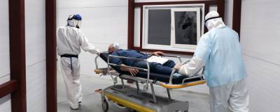 В России выявлено менее 18 тысяч случаев заражения COVID-19 - runews24.ru - Россия