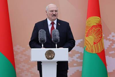 Александр Лукашенко - Лукашенко «почуял нутром» наличие нефти в Белоруссии - lenta.ru - Белоруссия