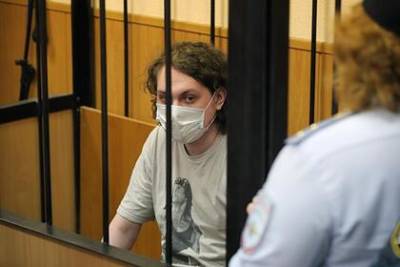 Юрий Хованский - Девушка Хованского заявила о пропаже 600 тысяч рублей после обысков - lenta.ru