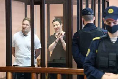 Марья Колесникова - Виктор Бабарико - Максим Знак - Карбалевич: «Лукашенко мстит Колесниковой за порванный паспорт» - udf.by - Минск