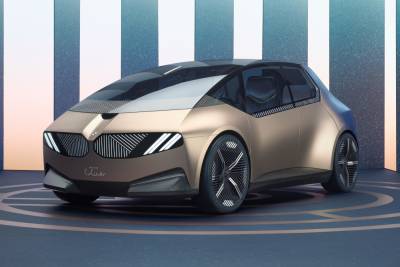 Концепт BMW i Vision Circular предвосхищает электромобили 2040 года — с необычным дизайном, твердотельными батареями и на 100% из переработанных материалов - itc.ua - Украина