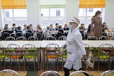 В российских школах запретили макароны, блины и колбасу - lenta.ru - Санкт-Петербург