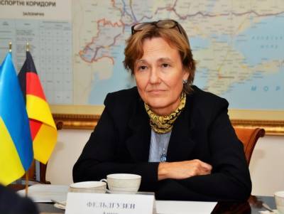 Аннегрет Крамп-Карренбауэр - Посол ФРГ Фельдгузен о выборах в Германии: Лидирующие партии настроены на более тесные отношения с Украиной - gordonua.com - Украина - Германия