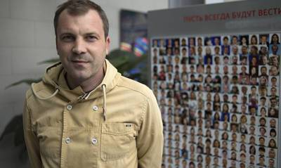 Евгений Попов - Мундеп Денис Шендерович обвинил пропагандиста Евгения Попова в клевете - og.ru - Россия