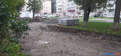 Жители двора в Южно-Сахалинске ходят по грязи из-за неспешного ремонта - sakhalin.info - Южно-Сахалинск