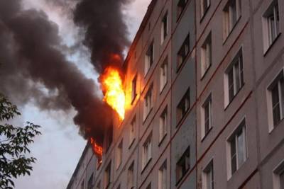 В Ростове из-за пожара в девятиэтажном доме эвакуировали 15 человек - rostov.mk.ru - Ростовская обл.
