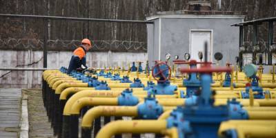 Сергей Макогон - Киев упрашивает Газпром купить дополнительные мощности на транзит газа - ruposters.ru - Россия - Украина - Киев