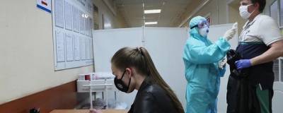 В России COVID-19 выявлен менее чем у 18 тысяч человек - runews24.ru - Москва - Россия