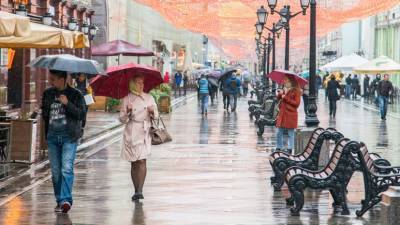 Леонид Старков - Метеоролог Старков прокомментировал холодное начало осени в столичном регионе - russian.rt.com - Москва