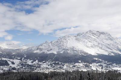 Альпы оказались под угрозой засухи - lenta.ru - Франция - county Frontier