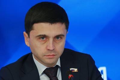 Руслан Бальбек - В Госдуме призвали Евросоюз не читать нотаций России из-за Крыма - lenta.ru - Россия - Украина - Крым