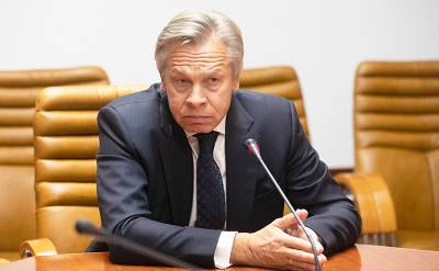Владимир Зеленский - Ангела Меркель - Алексей Пушков - Джо Байден - Пушков объяснил, почему Украину не берут в НАТО - svpressa.ru - Россия - США - Украина - Германия - Франция