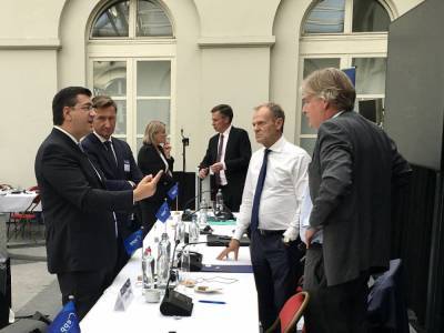 Крупнейшая политическая фракция Европы выступила за создание независимой европейской армии - topwar.ru