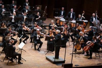 Новосибирская филармония открывает юбилейный сезон концертом симфонического оркестра - tayga.info - Новосибирск - Новоалтайск