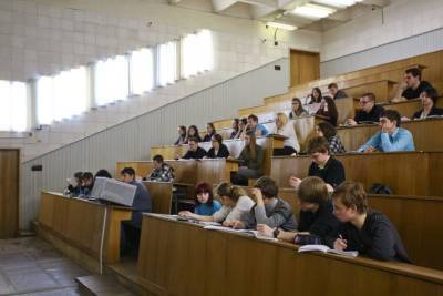 В вузах Удмуртии увеличилось количество бюджетных мест на ИТ-специальности - gorodglazov.com - респ. Удмуртия