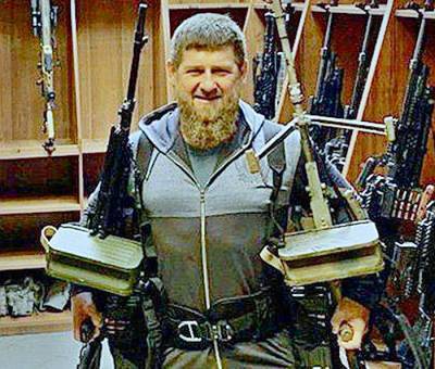 Рамзан Кадыров - Магомед Даудов - Ахмат Кадыров - В Чечне объявили конкурс на лучшее изображение Рамзана Кадырова и его родителей - newsland.com - Россия - респ. Чечня