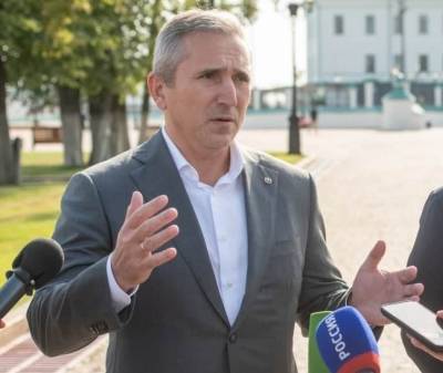 Александр Моор - Моор внес законопроект, уравнивающий тарифы на тепло и воду для домов из «одной трубы» - znak.com - Тюменская обл.