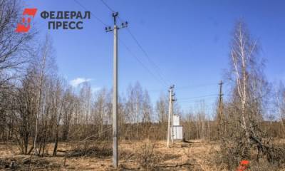 В Свердловской области энергетики строят электросеть в проблемном поселке - fedpress.ru - Свердловская обл.