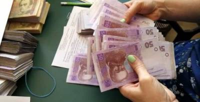 Без индексации, но со штрафами: в Украине хотят платить зарплату по новым правилам - w-n.com.ua - Украина