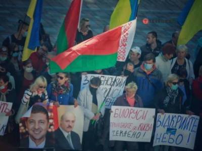 Александр Лукашенко - Лукашенко: за меня 90% украинцев. Митинг с его портретами - пришло 100 человек - udf.by - Украина - Киев - Белоруссия