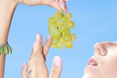 Чем поливать виноград, чтобы он был сладким: секрет, о котором не расскажет сосед - skuke.net - Виноград